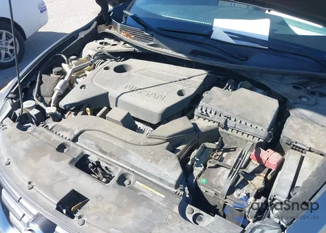 2018 Nissan Altima 2.5 Sr из США, поврежденный, VIN 1N4AL3AP6JC234481